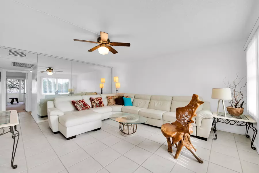 250 Richmond F 250, Deerfield Beach, FL 33442