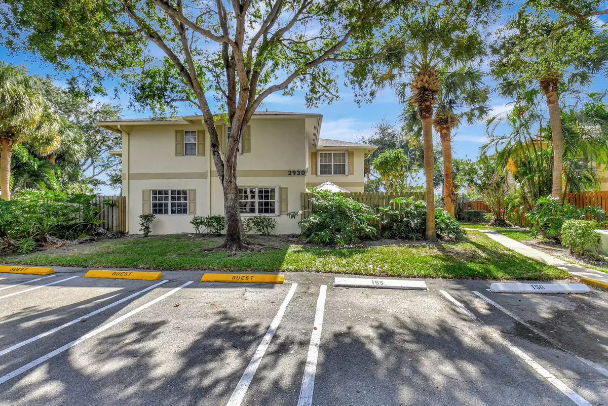 Delray Beach, FL 33445,2930 SW 22nd CIR 14c