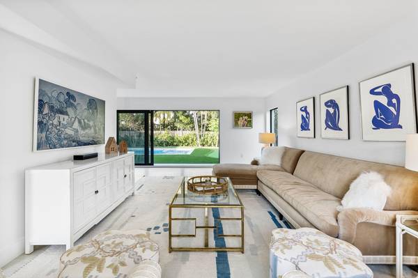 Jupiter Inlet Colony, FL 33469,226 Cove PL