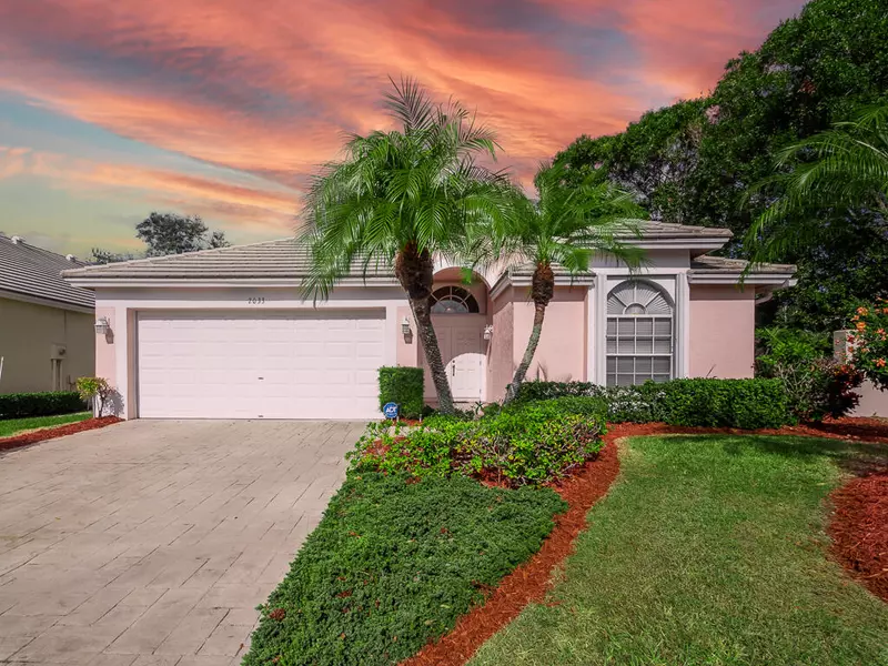 2033 Normandy CIR, West Palm Beach, FL 33409