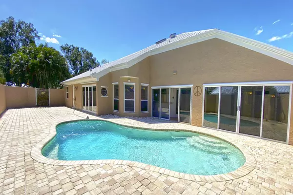 Sebastian, FL 32958,502 Cross Creek CIR