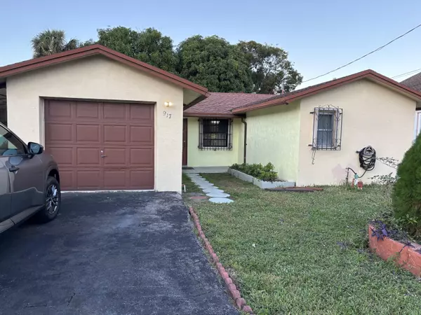 917 Bignonia RD, West Palm Beach, FL 33405