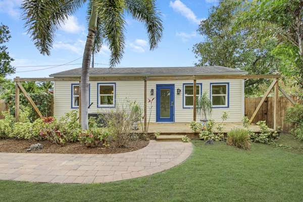 729 SE 2nd AVE, Delray Beach, FL 33483