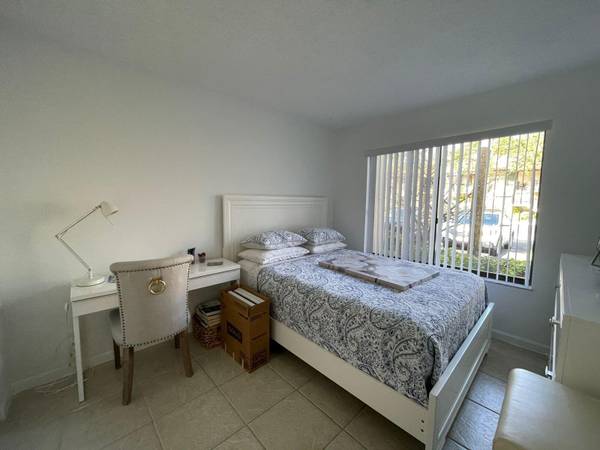 Boca Raton, FL 33433,21950 Soundview TER 102