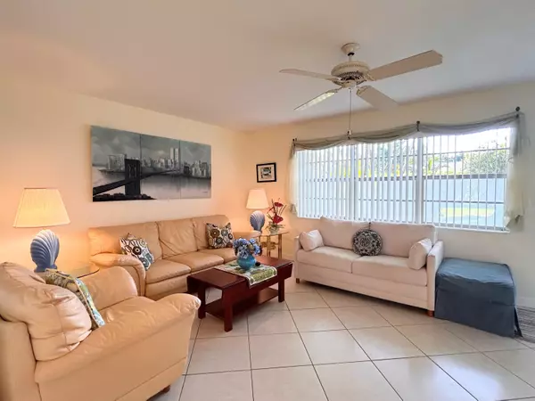 Boynton Beach, FL 33435,880 W Horizons 109