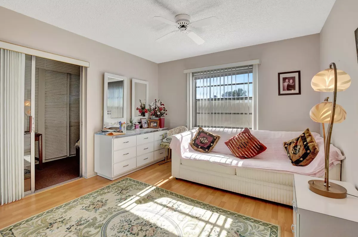 Delray Beach, FL 33484,508 Normandy K