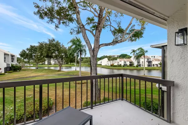 Boca Raton, FL 33434,1006 Bridgewood PL