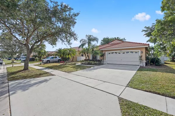 Lake Worth, FL 33463,6035 Royal Birkdale DR