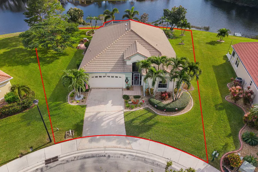 571 SW Spring Hill Point, Port Saint Lucie, FL 34986