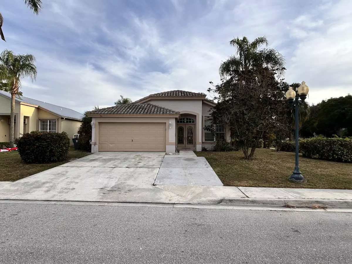 Wellington, FL 33414,615 Lake Wellington DR