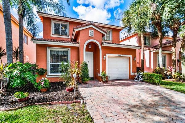 West Palm Beach, FL 33409,4387 Lake Lucerne CIR