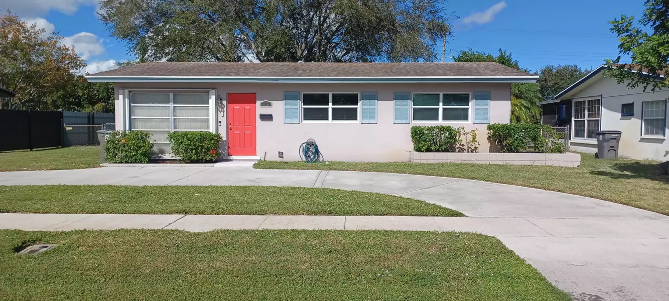 3151 Egremont DR, West Palm Beach, FL 33406