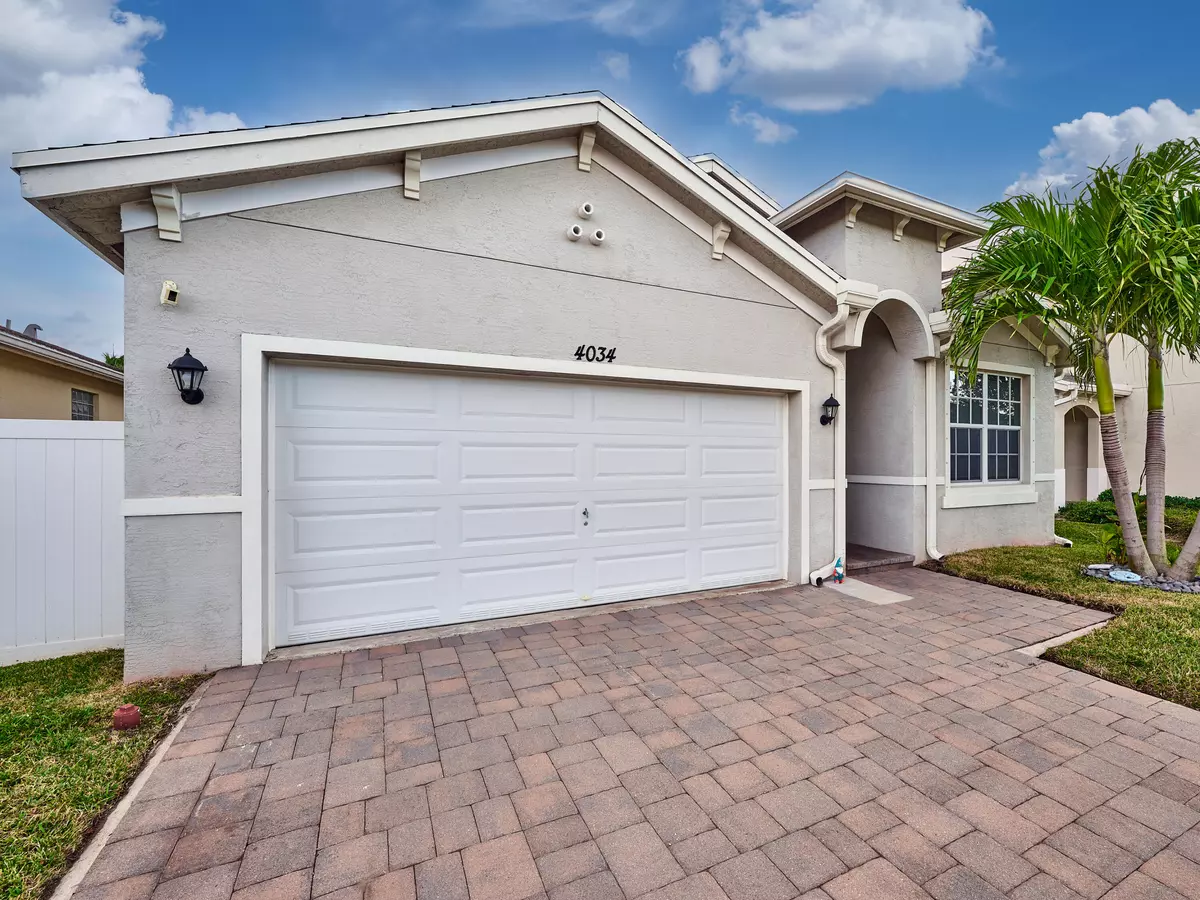 Lake Worth, FL 33462,4034 Tomoka DR