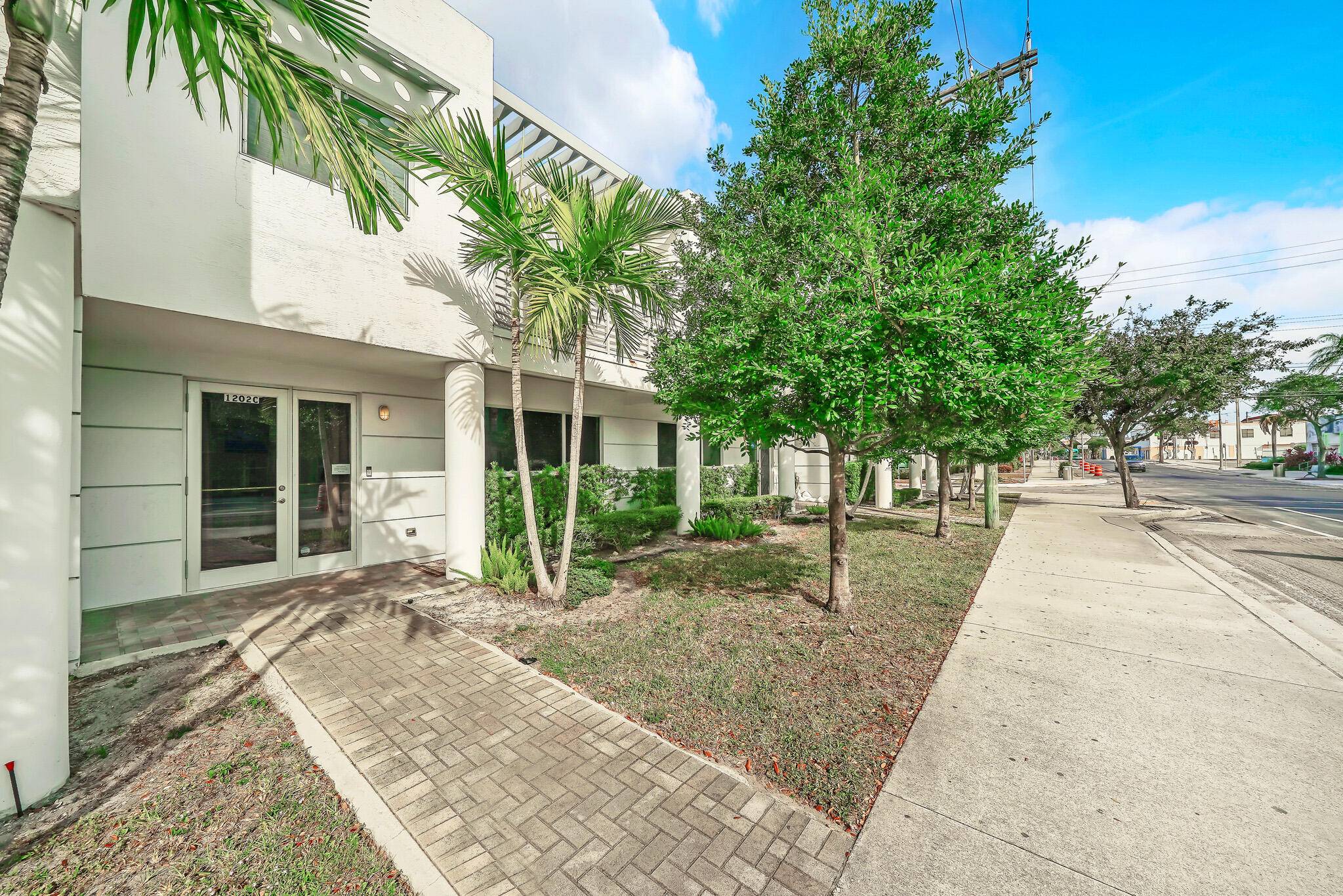 1202 Lucerne AVE C, Lake Worth, FL 33460