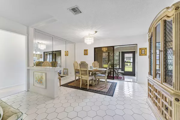 Boynton Beach, FL 33436,4380 Pear Tree CIR A