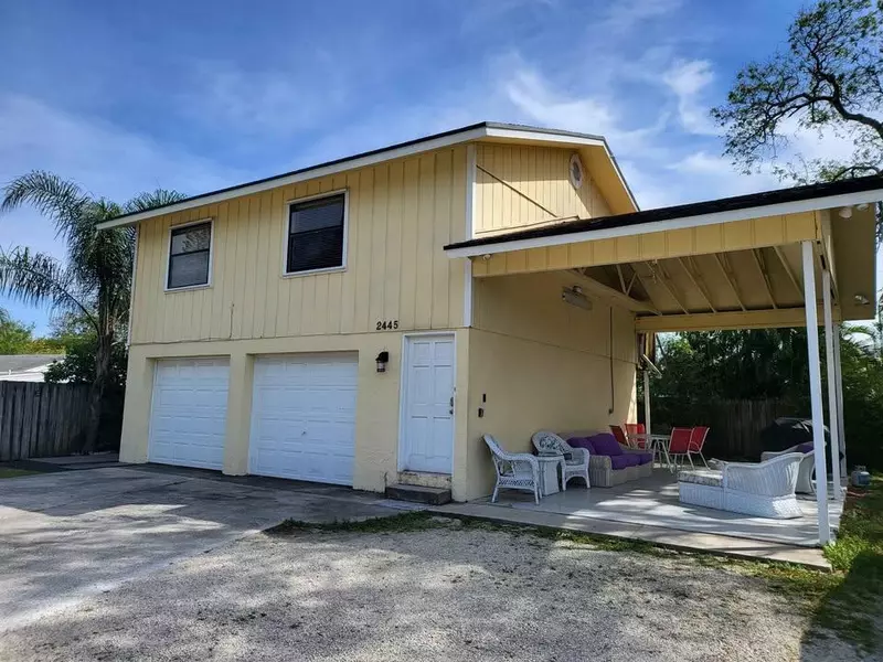 2445 NE Hickory AVE, Jensen Beach, FL 34957