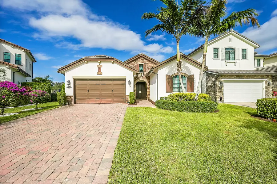 8259 Grand Prix LN, Boynton Beach, FL 33472