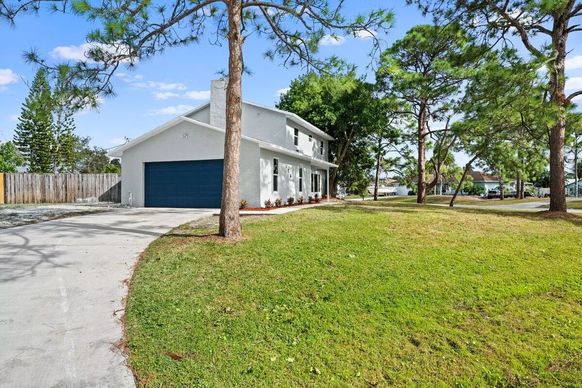 Port Saint Lucie, FL 34984,1741 SW Brisbane ST