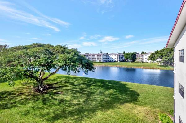 536 Fanshaw M, Boca Raton, FL 33434