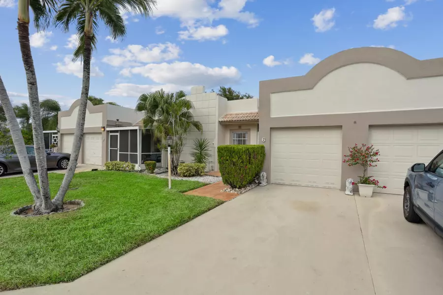 9185 Flynn CIR 6, Boca Raton, FL 33496