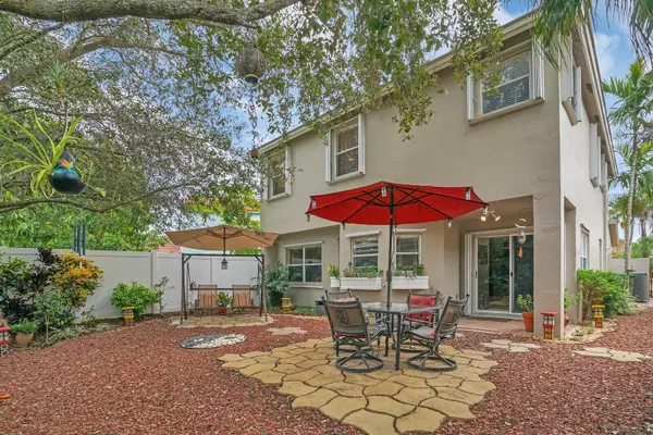 Pembroke Pines, FL 33026,10645 NW 7th ST