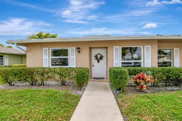 2540 Juniper DR 28-A, Delray Beach, FL 33445