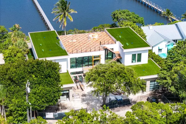 1422 SE Atlantic DR, Lantana, FL 33462