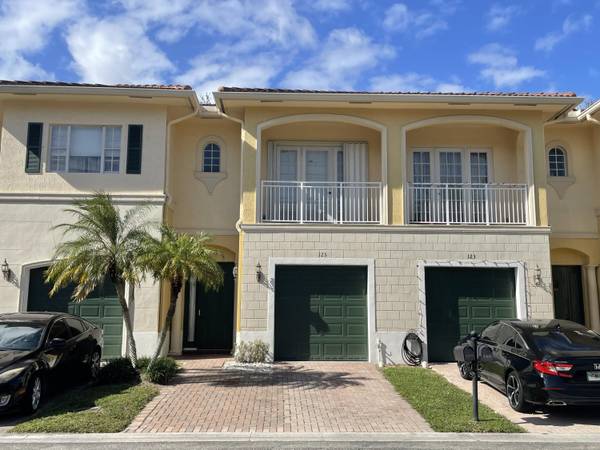 125 Bella Vita DR 125, Royal Palm Beach, FL 33411