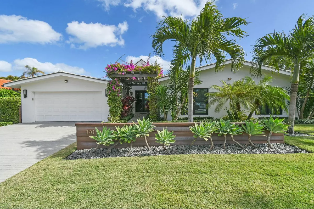 Jupiter Inlet Colony, FL 33469,170 Beacon LN