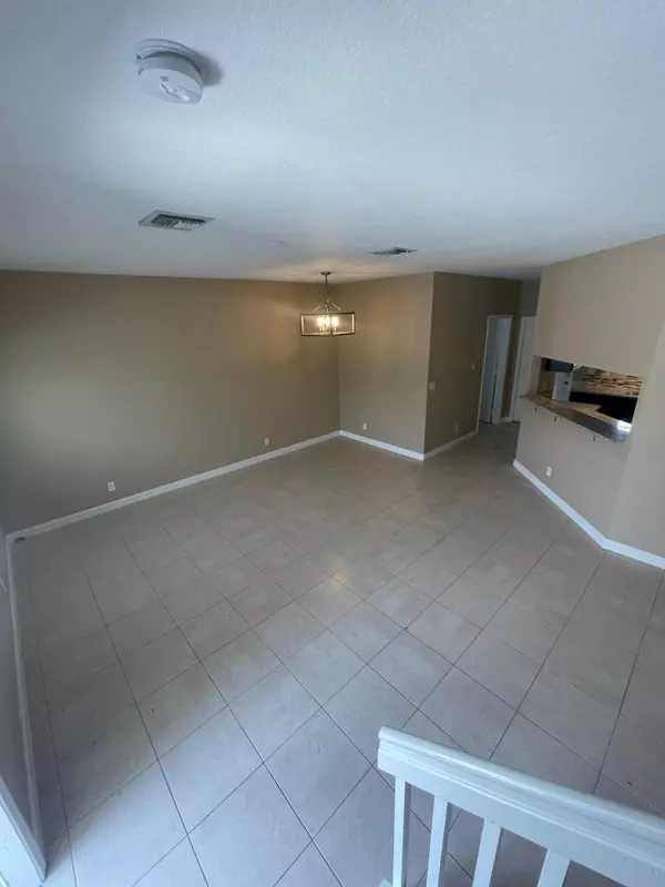 Palm Springs, FL 33406,1161 Colonial Palms WAY 1161