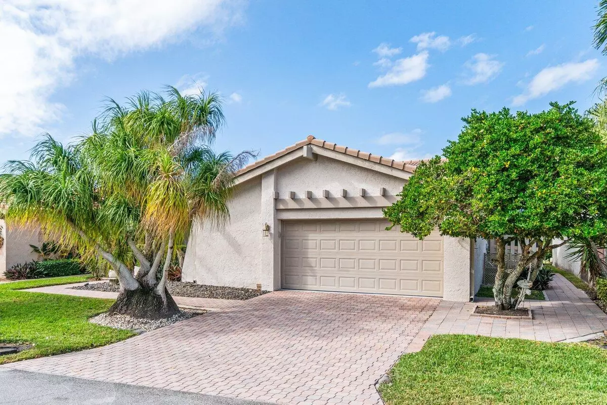 Boynton Beach, FL 33437,5711 Lakeview Mews DR