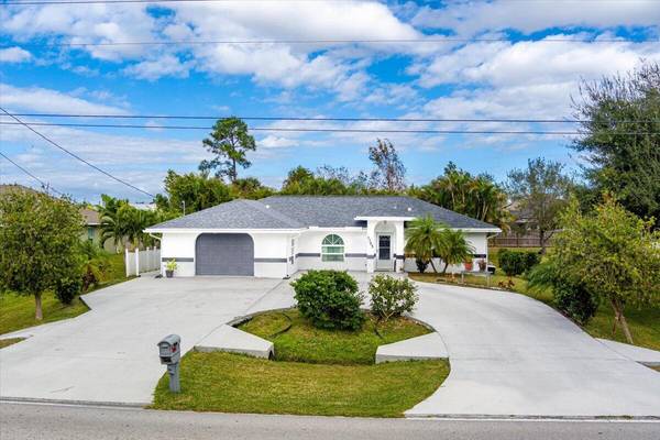 1265 SW Alcantarra BLVD, Port Saint Lucie, FL 34953