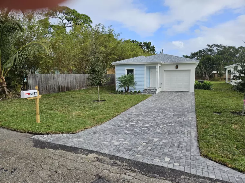 5197 SE Isabelita AVE, Stuart, FL 34997