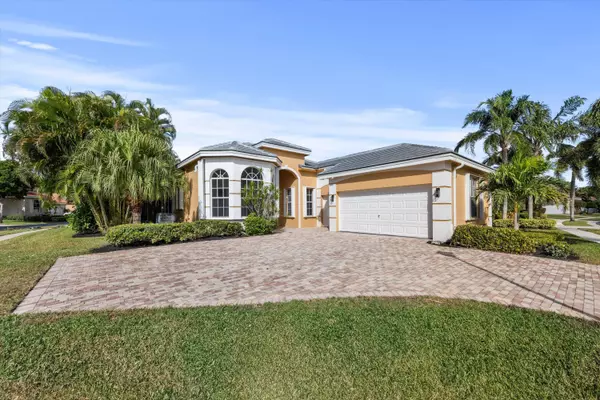 4237 Imperial Isle DR, Lake Worth, FL 33449