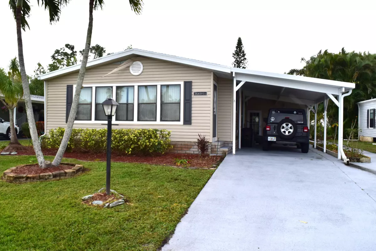 Port Saint Lucie, FL 34952,8231 Cinnamon LN