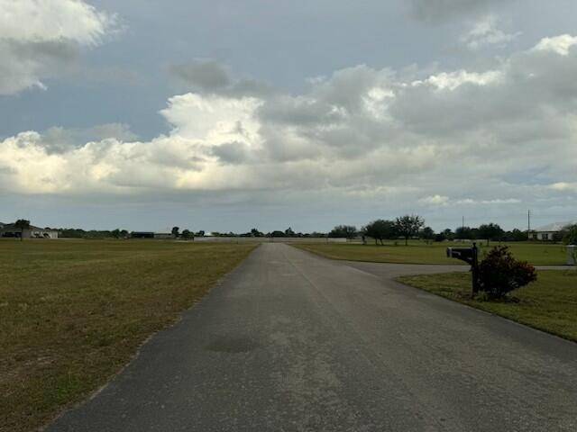 Vero Beach, FL 32968,8130 White Fences LN