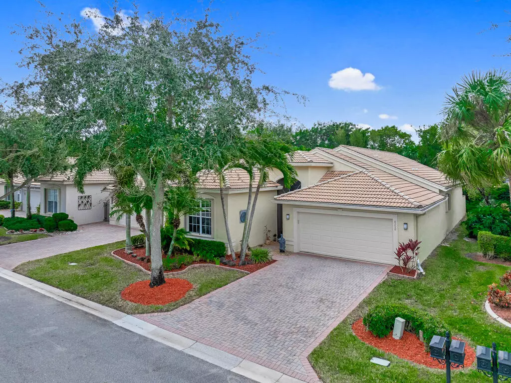 Lake Worth, FL 33467,8298 Sandpiper Glen DR