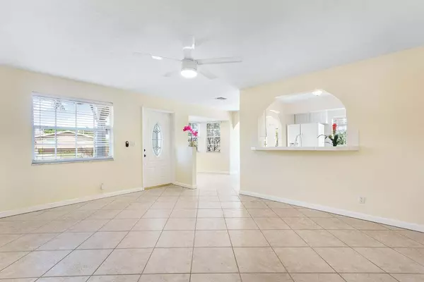 Delray Beach, FL 33483,272 NE 13th ST