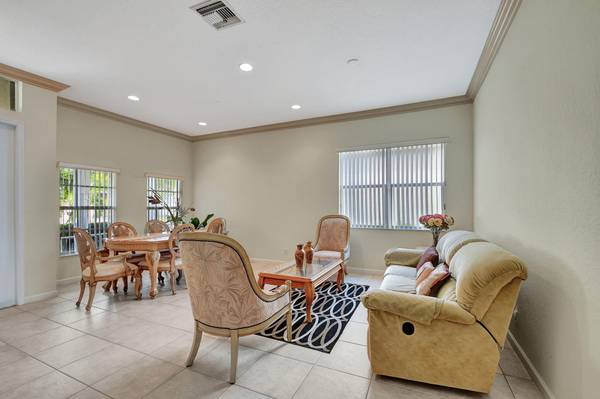 Royal Palm Beach, FL 33414,339 Berenger WALK