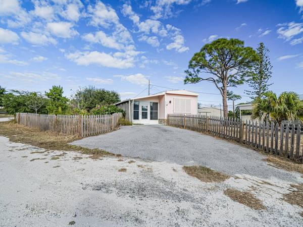 Sebastian, FL 32958,12910 74th CT