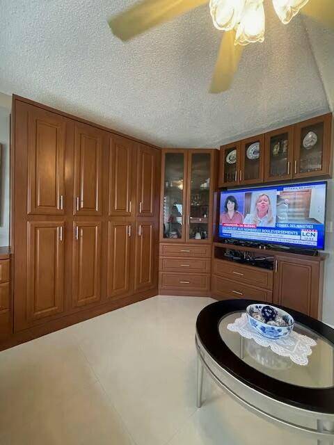 Deerfield Beach, FL 33442,4148 Cambridge G 4148