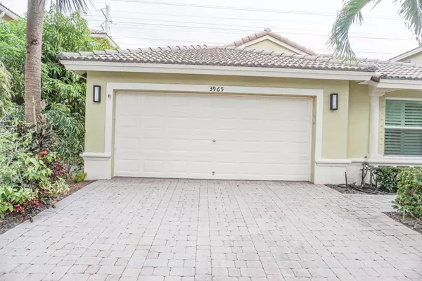 3965 Torres CIR, West Palm Beach, FL 33409