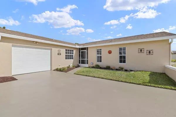 Lake Worth, FL 33467,4480 Pine Garden LN