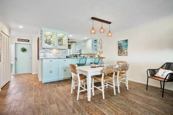 Stuart, FL 34996,1550 NE Ocean BLVD A205