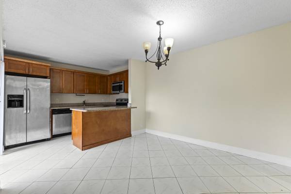 1700 Forest Lakes CIR #D, West Palm Beach, FL 33406