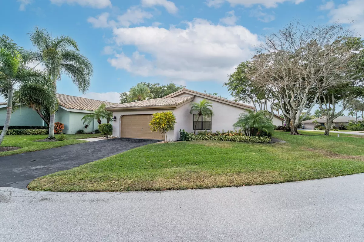 Boynton Beach, FL 33437,5597 Lakeview Mews DR