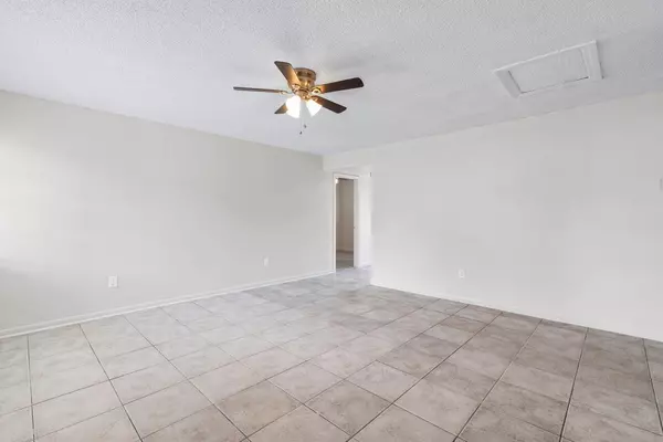 Lake Worth, FL 33461,4895 Gulfstream RD