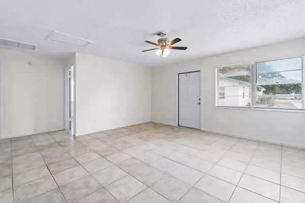 Lake Worth, FL 33461,4895 Gulfstream RD