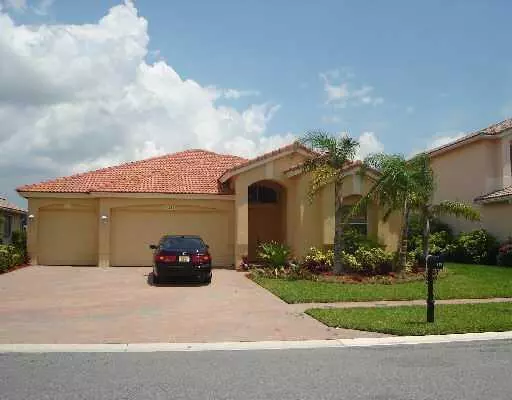 Royal Palm Beach, FL 33411,121 Tuscany DR