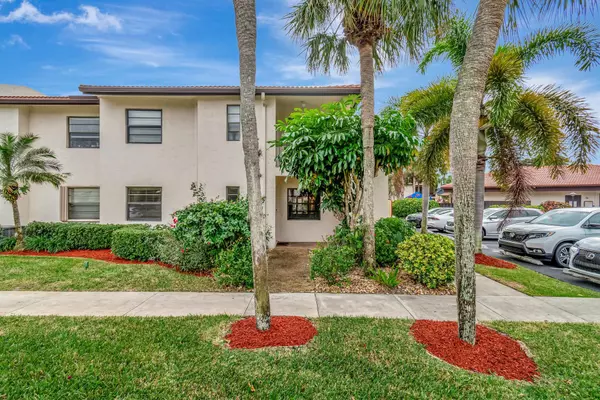 7898 Eastlake DR 7-G, Boca Raton, FL 33433